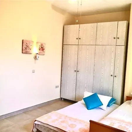 Calm Sea House *